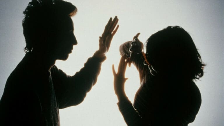 En Punta Arenas un niño de 5 años salva a su madre de ser asfixiada por su pareja