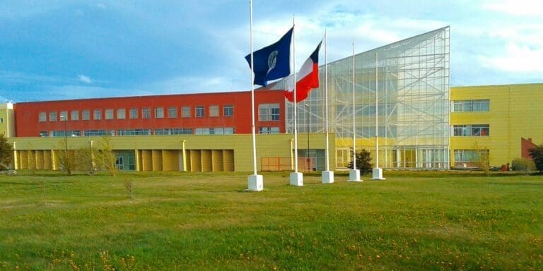 Reflexión y debate en la Umag: encuentro sobre Inteligencia Artificial y educación