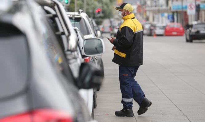Comenzó el cobro de estacionamientos en el centro de Punta Arenas
