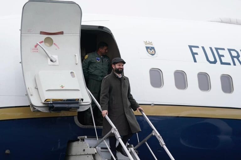 El presidente Boric ya está en Magallanes: en Porvenir verá tema de Nova Austral