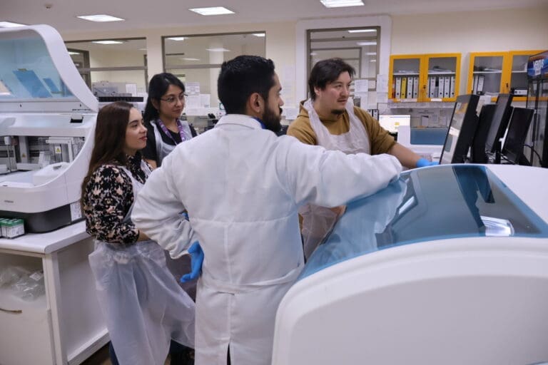Laboratorio del Hospital Dr. Augusto Essmann Burgos moderniza sus equipos