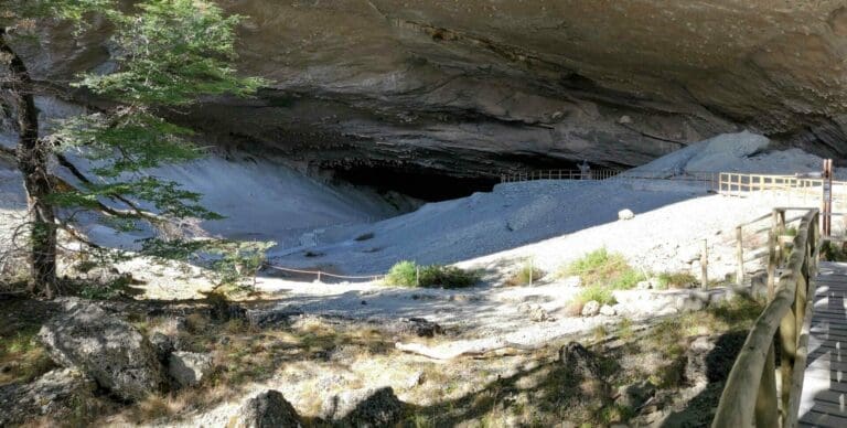 Conaf anuncia reapertura de la Cueva del Milodón y estado de otras unidades en Magallanes