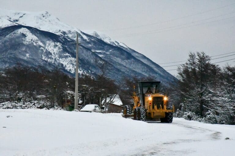 Senapred declara emergencia comunal en Punta Arenas por intensas nevadas