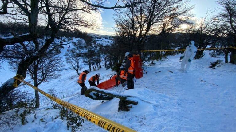Encuentran cuerpo sin vida al interior de Parque María Behety