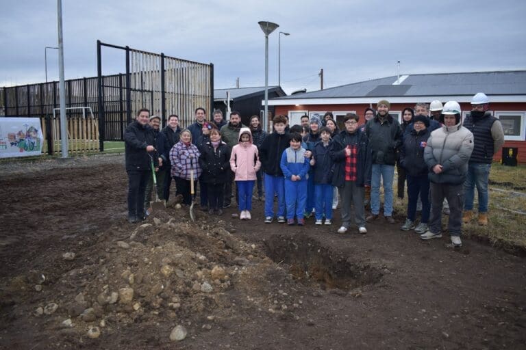 Municipalidad de San Gregorio y Minvu inician proyecto urbano de mejoramiento en Villa Punta Delgada