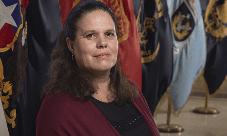 Ministra de Defensa de Chile coordina reubicación de paneles solares argentinos