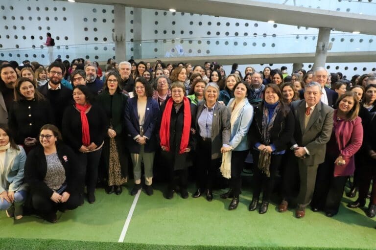 Se presentó propuesta legislativa para la equidad salarial en Chile