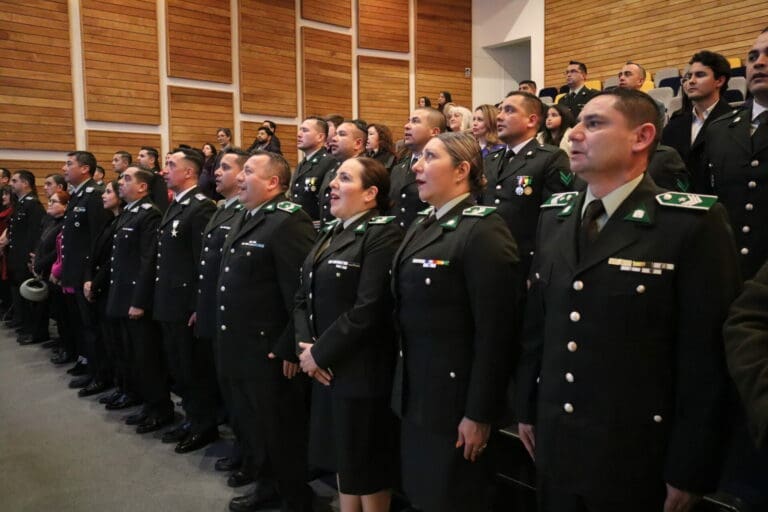 Se celebró Día del Suboficial Mayor de Gendarmería en Punta Arenas con homenaje especial