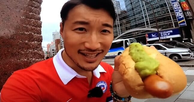‘Japonecito Yuma’: el japonés que conoció los completos italianos en Chile y los llevó a su pueblo natal