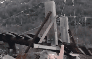 Riesgo en el Circuito Macizo Paine: puente colgante en la Segunda Quebrada sufre daños graves
