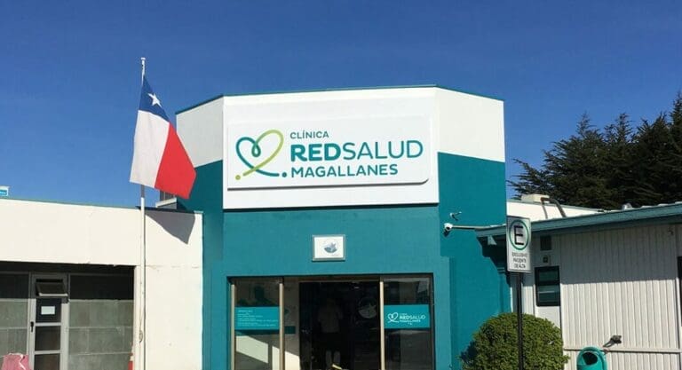 Clínica RedSalud Magallanes se suma a la red de cirugías GES para reducir listas de espera en la región