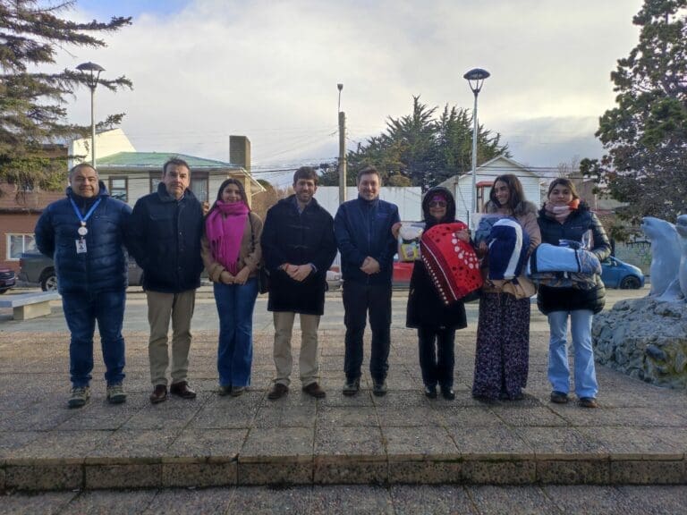 Autoridades regionales lanzan nueva ruta social para personas en situación de calle en Punta Arenas