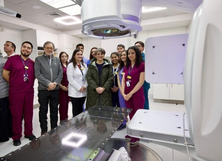 Inauguran nuevo acelerador lineal en el Hospital Clínico con inversión superior a los $3.000 millones