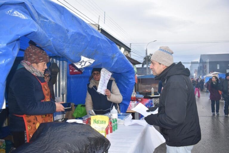 Se realizó fiscalización sanitaria en puestos de alimentos durante el Carnaval de Invierno 2024