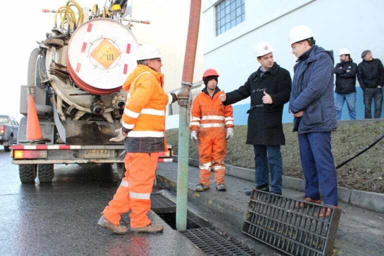 Se inspeccionó obras de conservación de la Red Secundaria de Aguas Lluvias en Punta Arenas