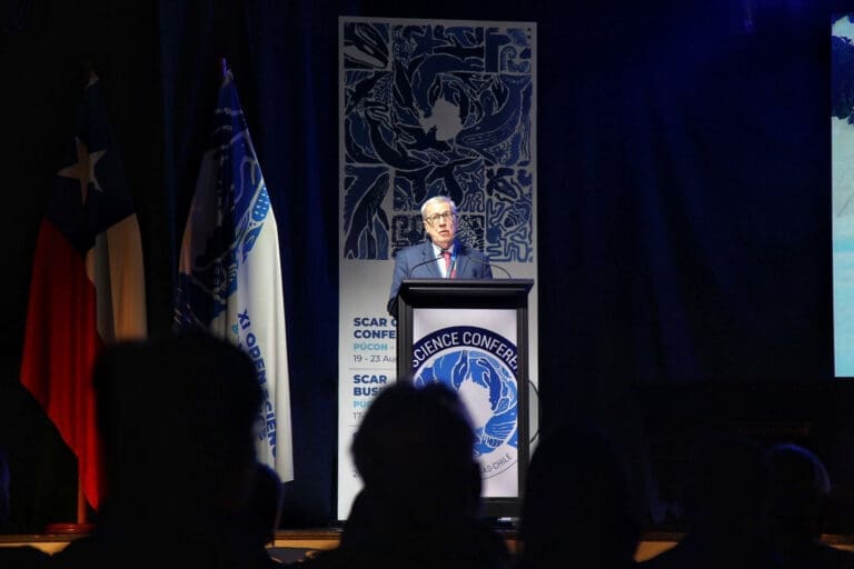 Chile inaugura en Pucón el mayor encuentro mundial de la ciencia antártica
