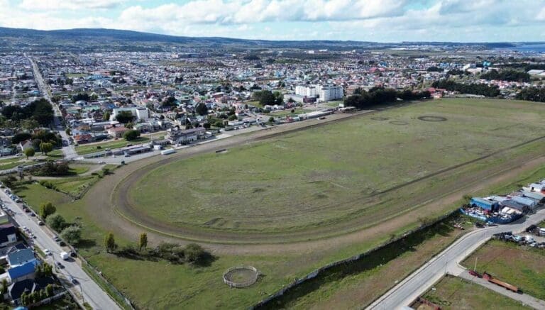 Avanza proceso de expropiación del Club Hípico para crear gran parque urbano en Punta Arenas