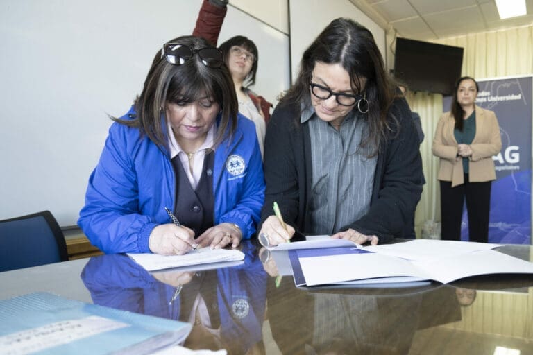 Umag y Asociación de Funcionarios firman protocolo de acuerdo y ponen fin a movilización