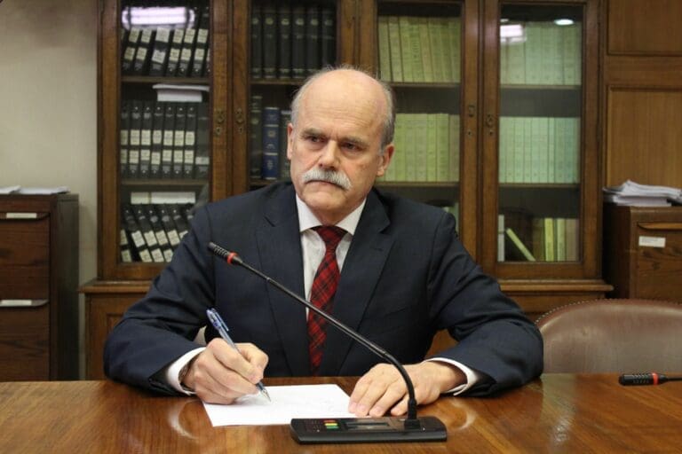 Diputado Matheson critica procedimientos abreviados para microtraficantes reincidentes
