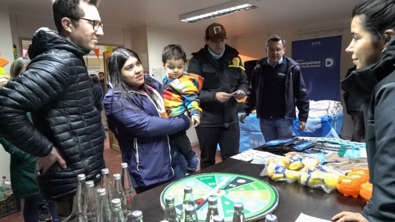 Primer EcoCanje Kids en Punta Arenas promueve conciencia ambiental en los más pequeños
