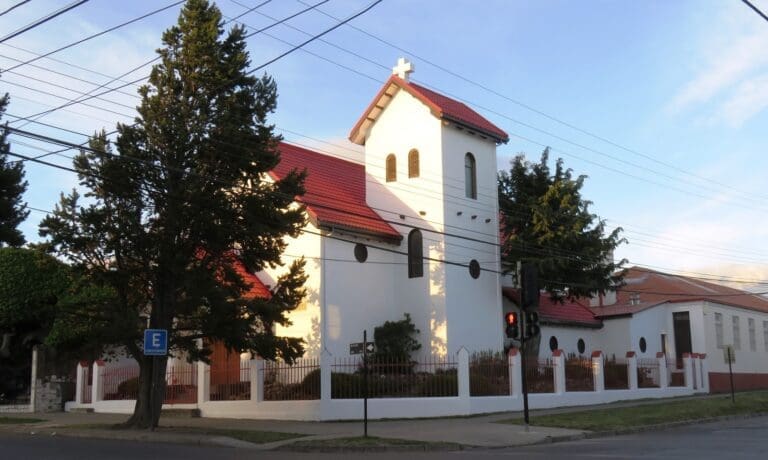 Instituto Sagrada Familia celebra 120 años de historia y expansión educativa en Punta Arenas