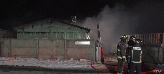 Incendio destruye vivienda de conocido comunicador en prolongación Ignacio Carrera Pinto