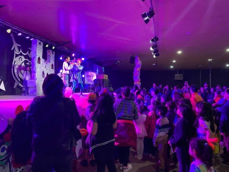 Disney Surprise: una celebración inolvidable para los infantes en el fin del Mes del Niño