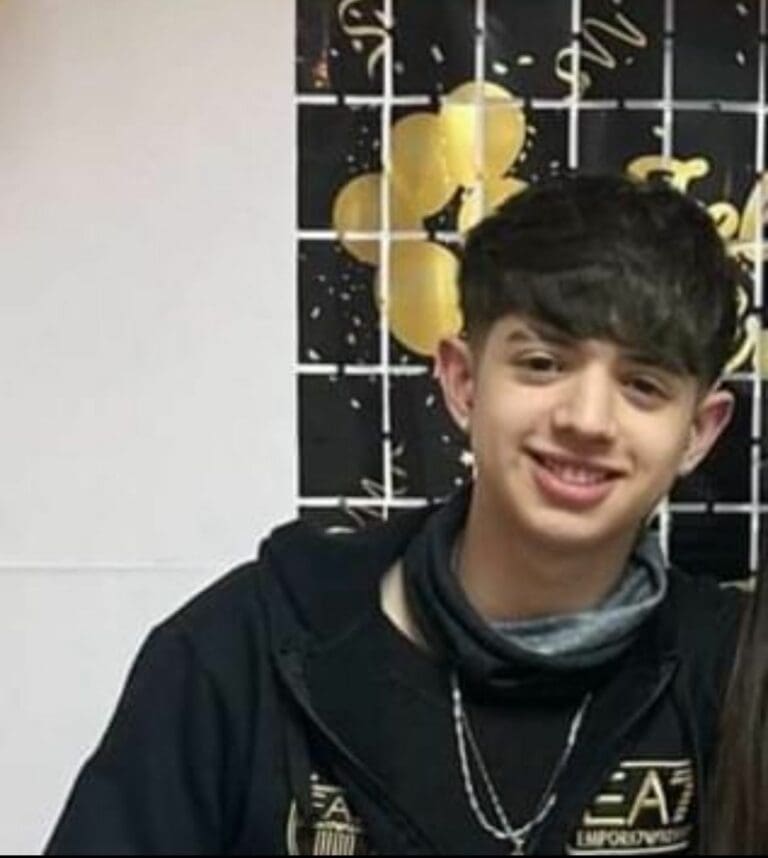 Encuentran con vida a joven que estaba desaparecido en Punta Arenas