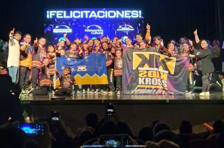 Academia de Danza Kids Kross gana primer lugar en competencia Universal Dance en Puerto Montt