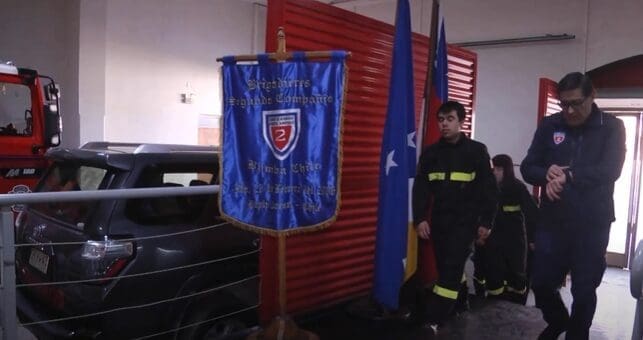 Bomberos de Punta Arenas invitan a jóvenes de 14 a 17 años a unirse a su Brigada Juvenil