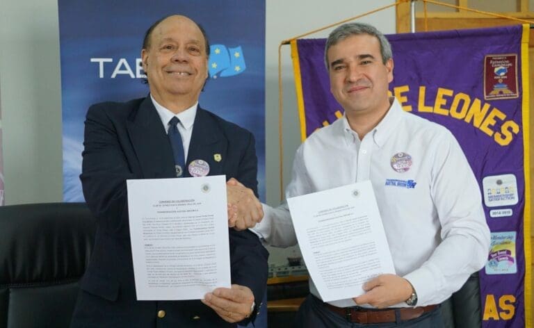 Tabsa firma convenio como transporte oficial de las Jornadas por la Rehabilitación en Magallanes