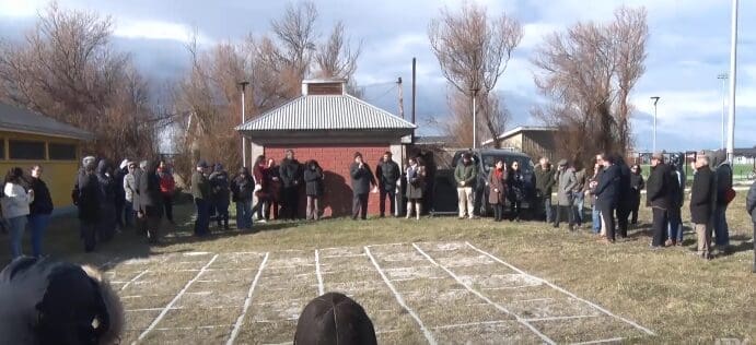 Sentido acto de memoria en el Estadio Fiscal de Punta Arenas