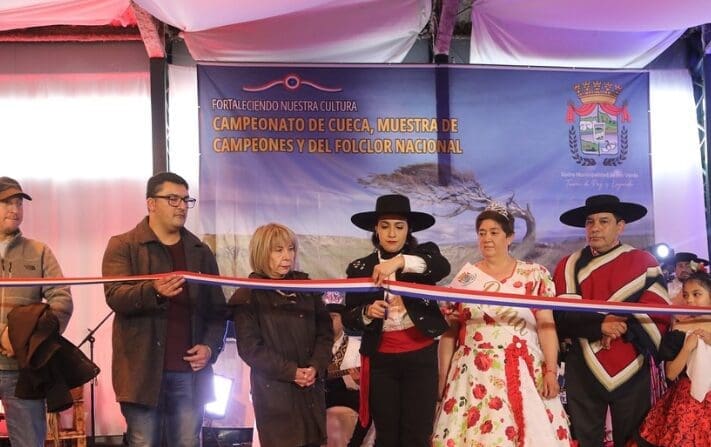 Municipalidad de Río Verde inaugura Mes de la Patria con fonda y campeonato de cueca