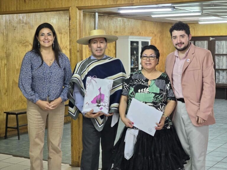 Hermanos Maldonado representarán a Magallanes en Campeonato Nacional de Cueca del Adulto Mayor