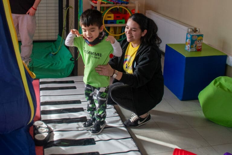 Se efectuó inauguración de sala de rehabilitación en Centro Cruz del Sur en Natales