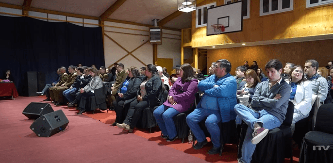 La Municipalidad de Laguna Blanca celebró su 44° aniversario con misa y acto oficial