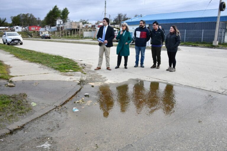 Municipalidad de Punta Arenas interpone recurso contra Seremi de Salud por situación sanitaria en el Cecosf Sandra Vargas
