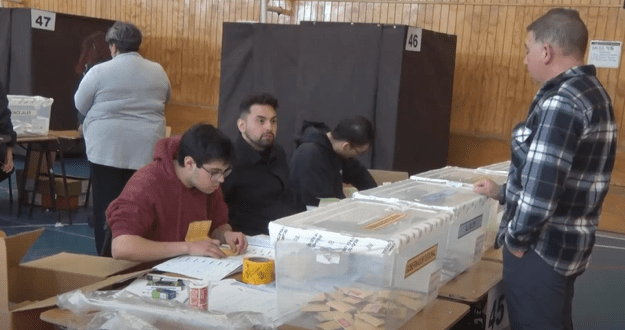 100% de mesas instaladas y jornada electoral sin contratiempos en Magallanes