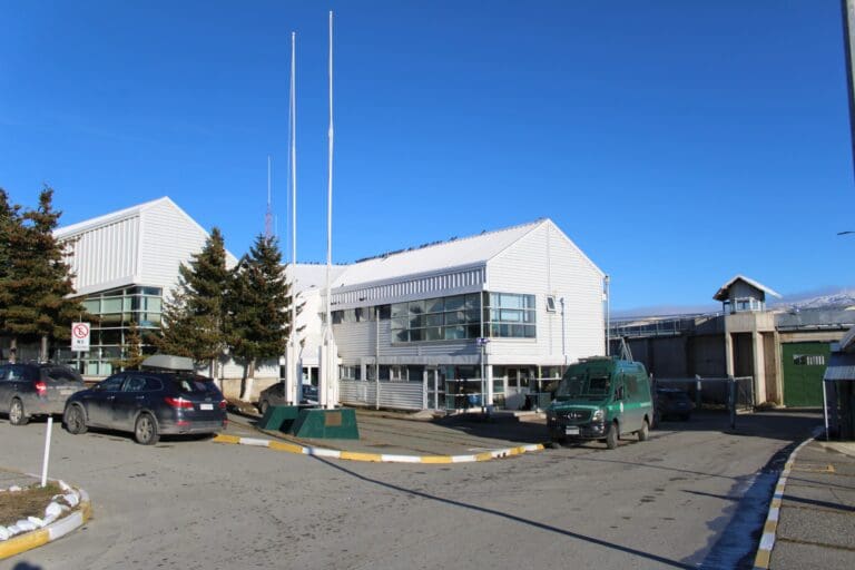 Primera mesa de votación en recinto penitenciario de Punta Arenas permitirá a imputados ejercer su derecho al voto