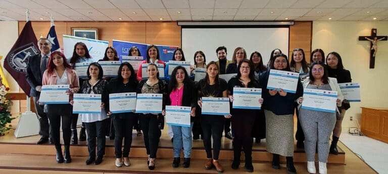 26 mujeres de Senama Magallanes reciben certificación de competencias como Cuidadoras Primarias