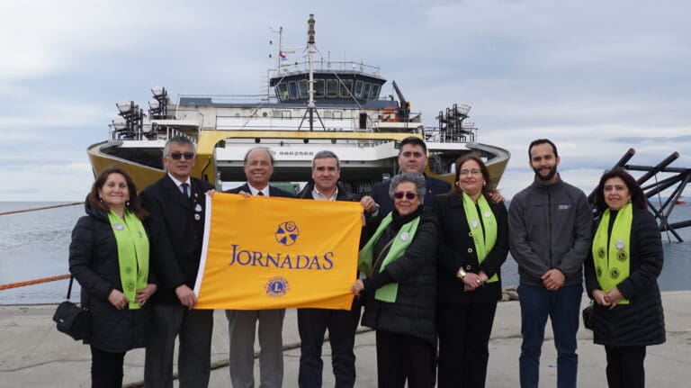 Ferries de Tabsa enarbolan bandera de las Jornadas por la Rehabilitación en Magallanes