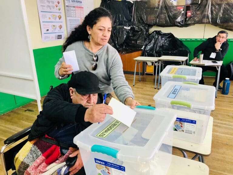 Se realizó un balance del primer día de votaciones y trámites de excusas en Magallanes