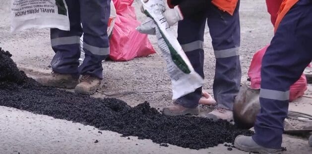 Comienza reparación de baches en Punta Arenas con una inversión de 30 millones de pesos