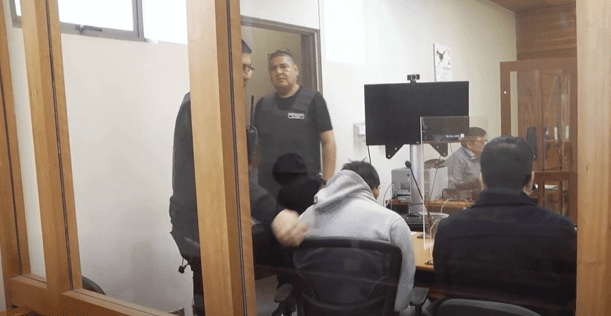 Sujeto en prisión preventiva tras robar en almacén y agredir a dependienta y dueño en Punta Arenas