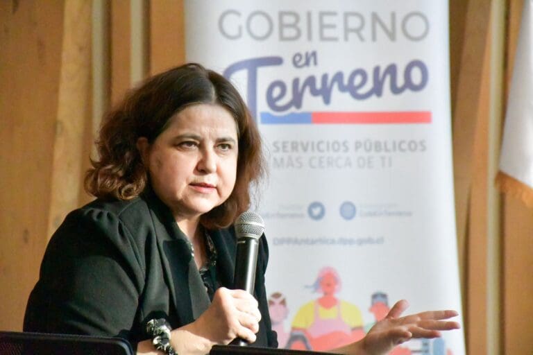 Seremi del Trabajo de Magallanes informa sobre derechos laborales para las elecciones del 26 y 27 de octubre