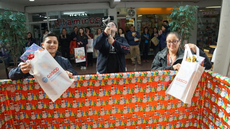 Gasco Magallanes se suma a la Campaña del Juguete 2024 para llevar alegría a niños de escasos recursos