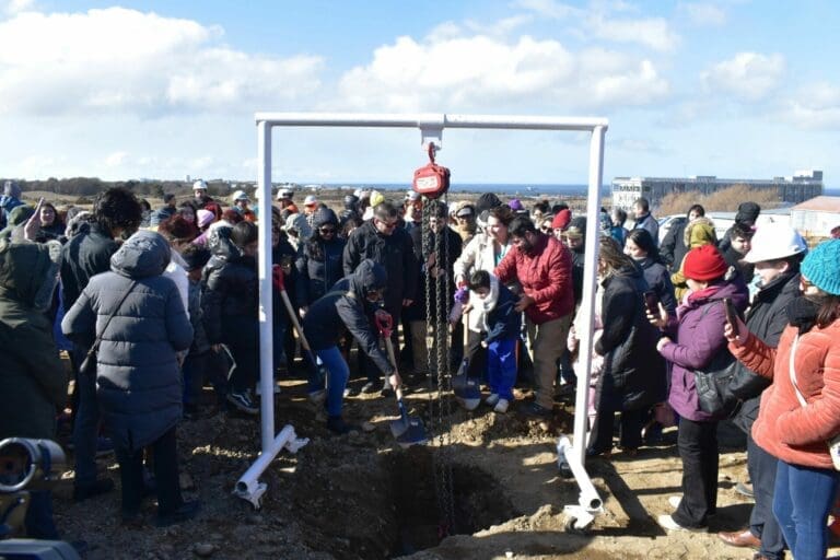 Minvu coloca la primera piedra del proyecto habitacional 