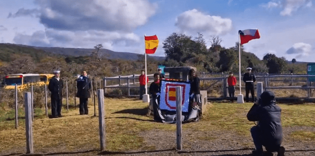 Escuela Pedro Sarmiento de Gamboa celebra su 70º aniversario con homenaje en Puerto del Hambre