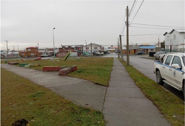 Punta Arenas recibirá más de $112 millones para el mejoramiento de plaza en sector Cardenal Silva Henríquez
