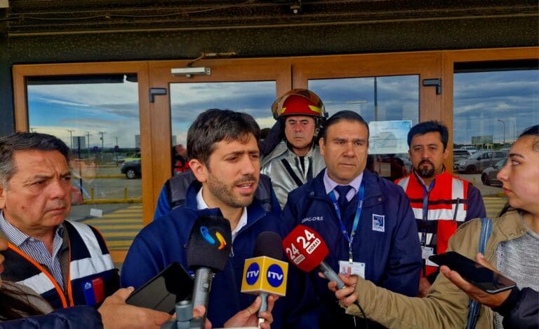 Más detalles del avión de aerolínea DAP que realizó aterrizaje de emergencia en Punta Arenas sin lesionados